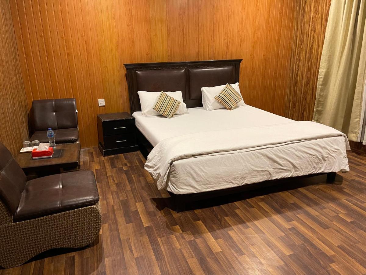 Indus View Hotel Skardu Exterior photo